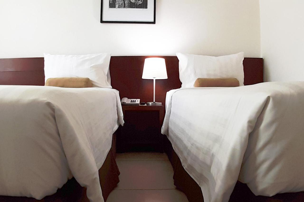 Park Hotel Cawang Jakarta Extérieur photo