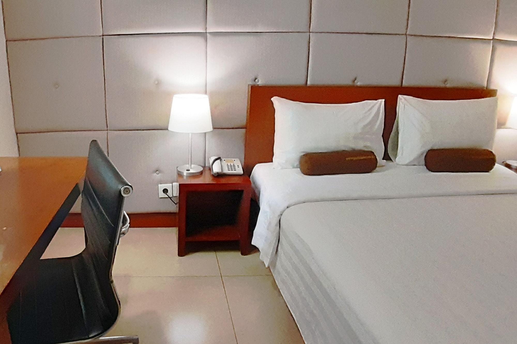 Park Hotel Cawang Jakarta Extérieur photo
