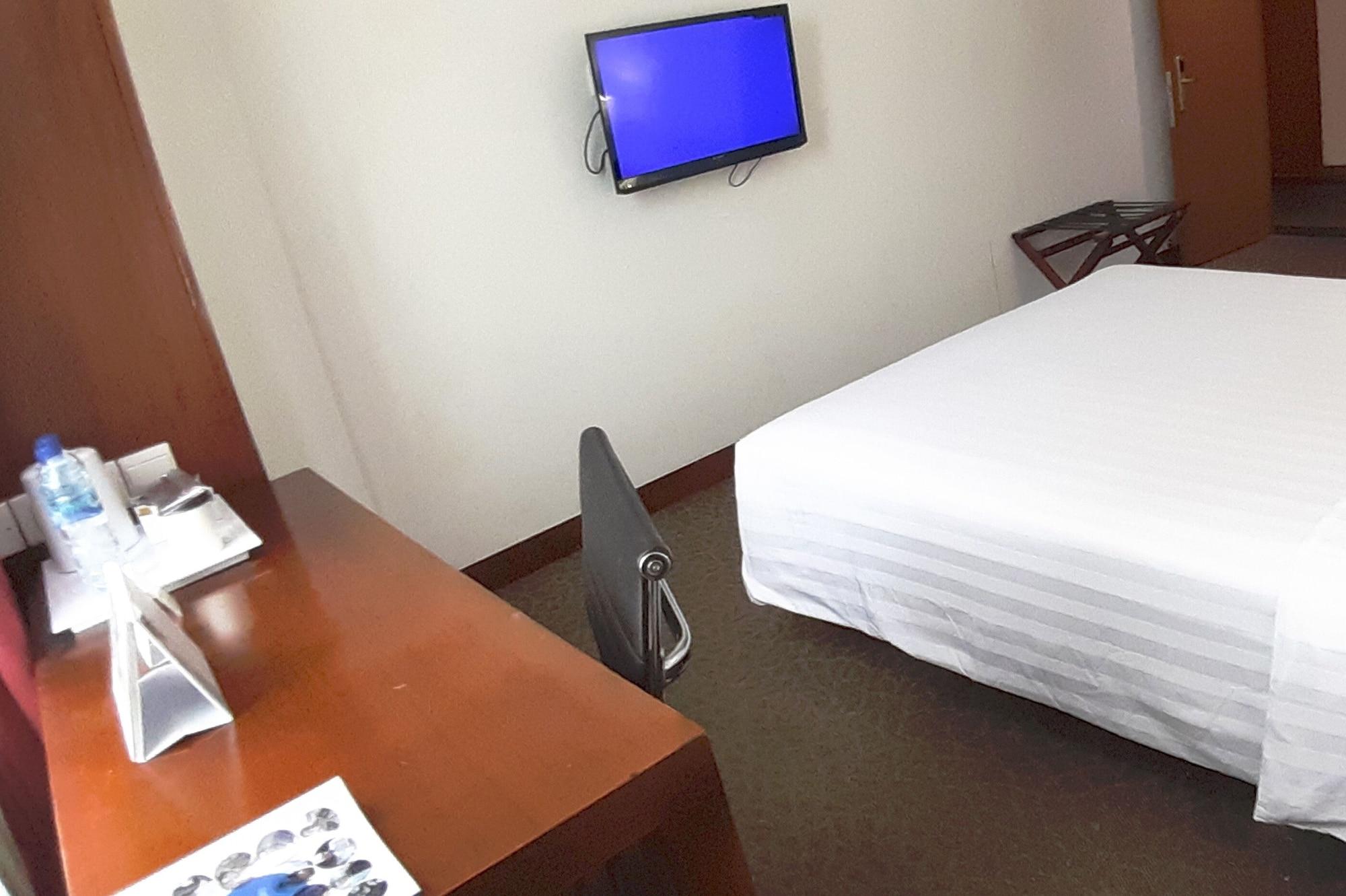 Park Hotel Cawang Jakarta Extérieur photo