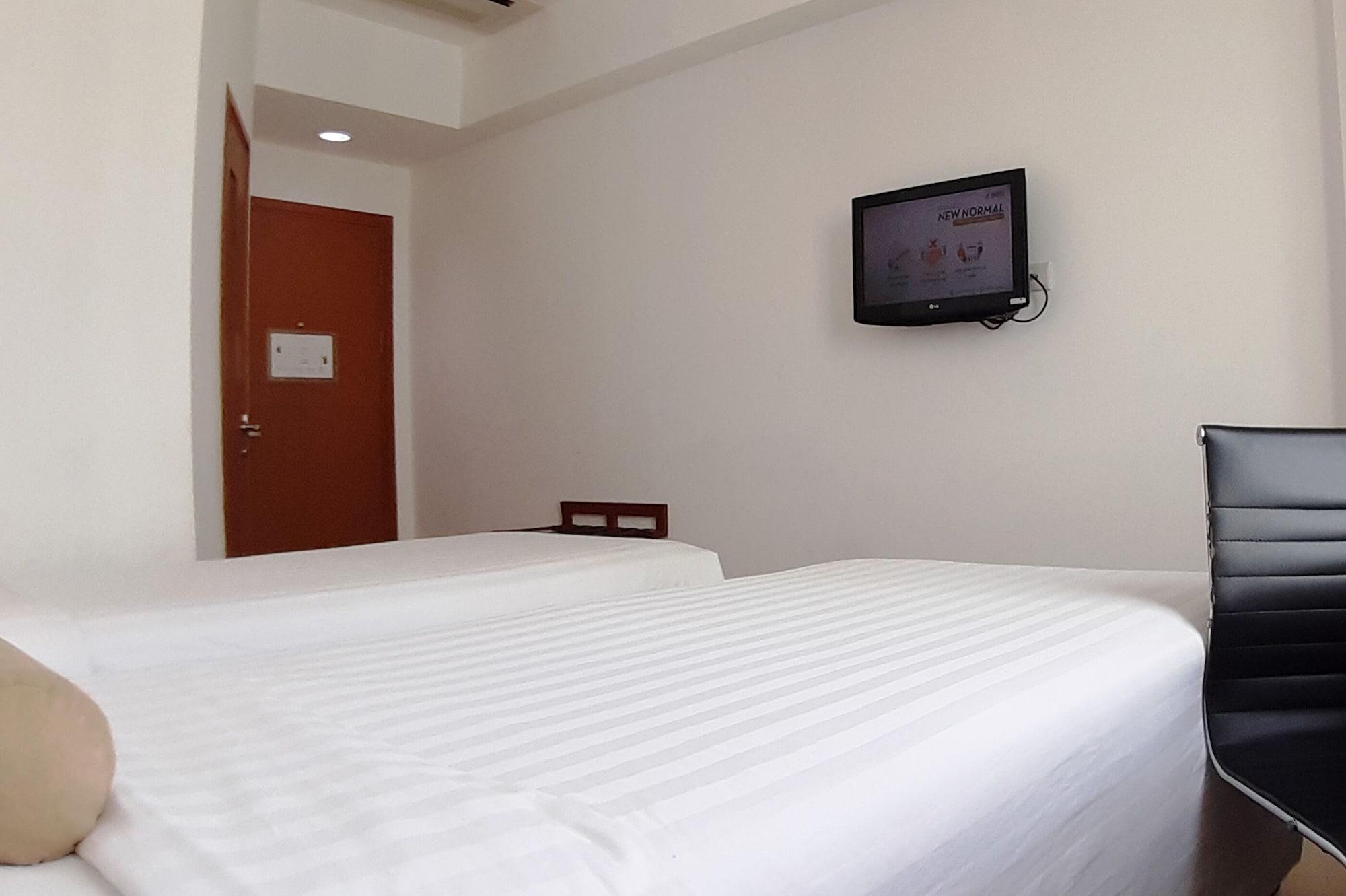 Park Hotel Cawang Jakarta Extérieur photo