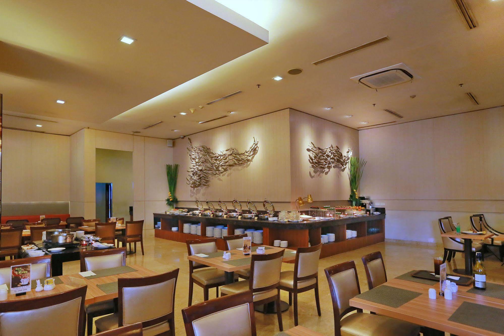 Park Hotel Cawang Jakarta Extérieur photo