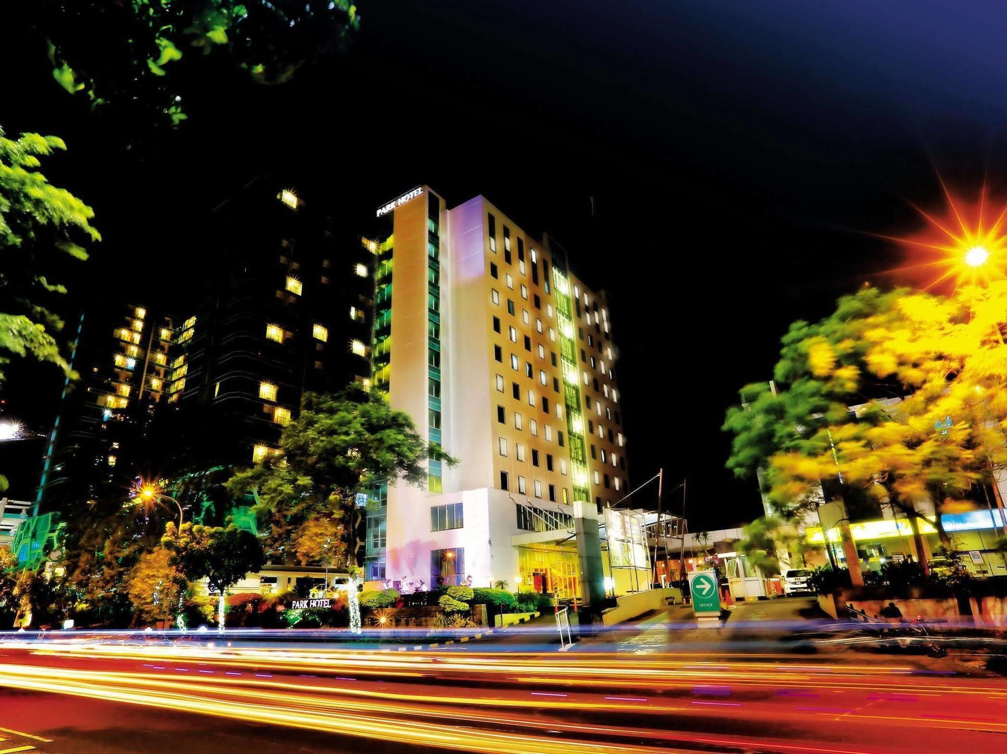 Park Hotel Cawang Jakarta Extérieur photo