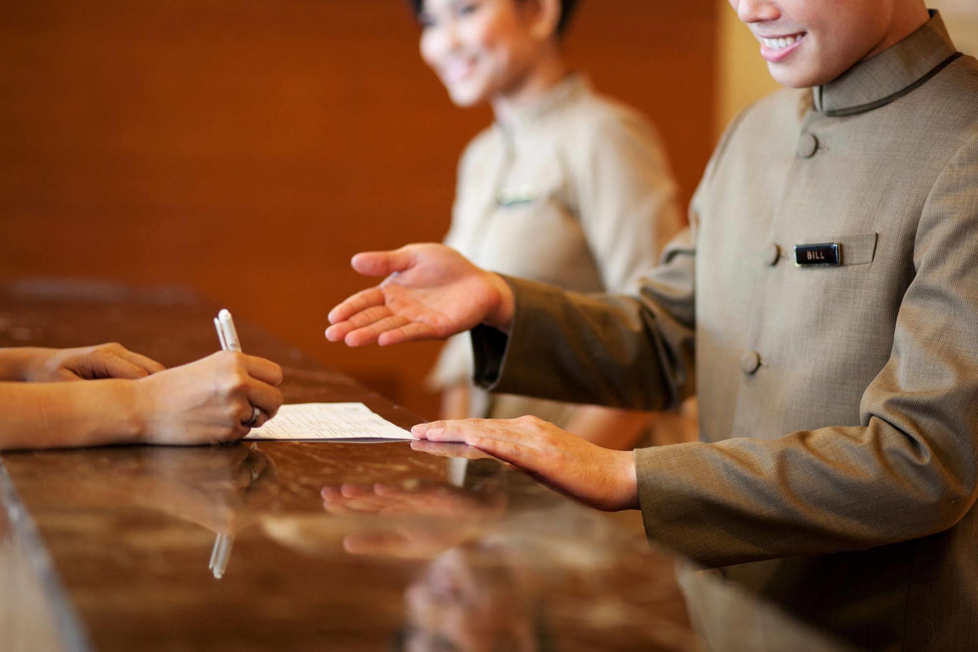 Park Hotel Cawang Jakarta Extérieur photo